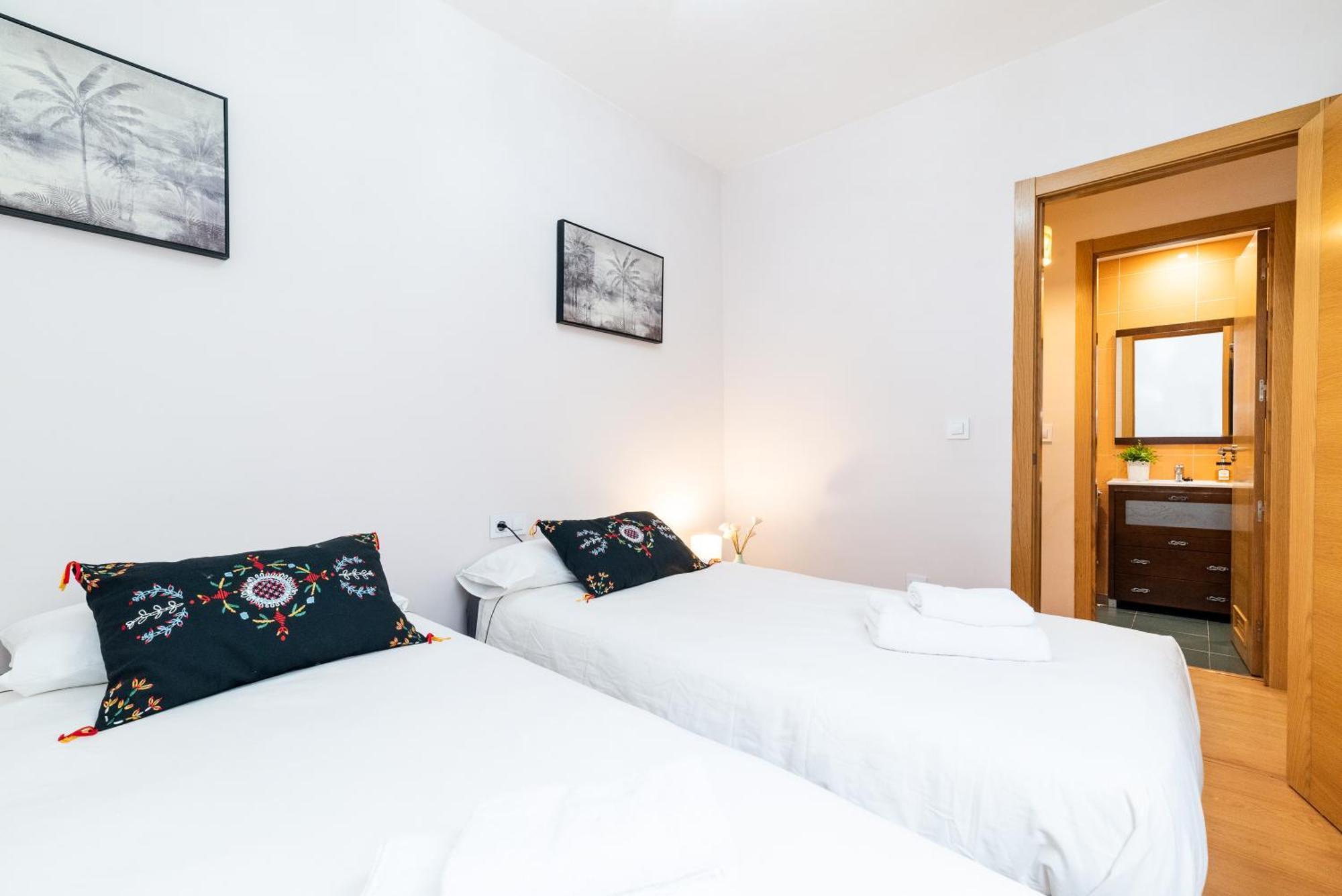 El Generalife Cerca Centro Y Sierra Nevada Con Piscina Y Barbacoa Y Parking Gratis Apartment Granada Exterior foto
